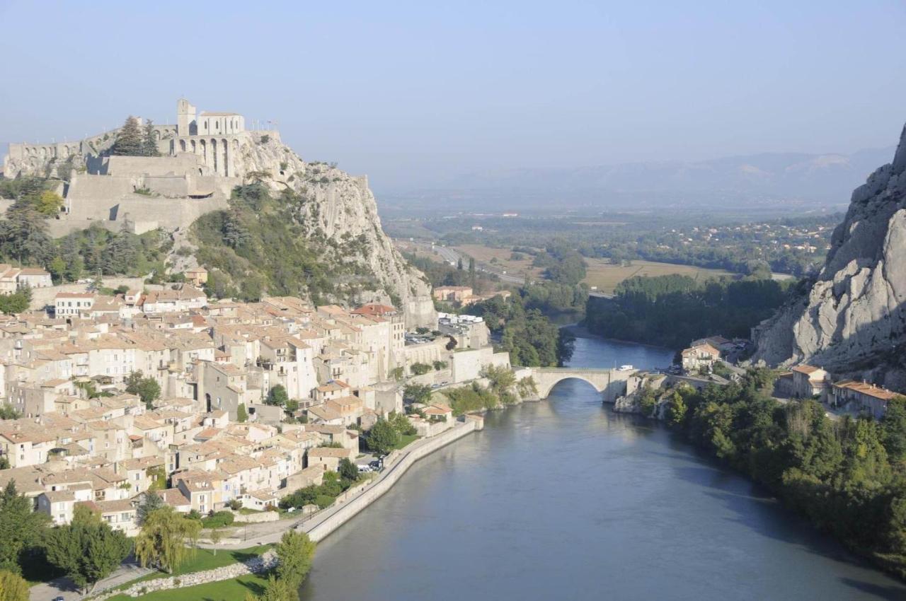 Appartement Centre De Sisteron Esterno foto